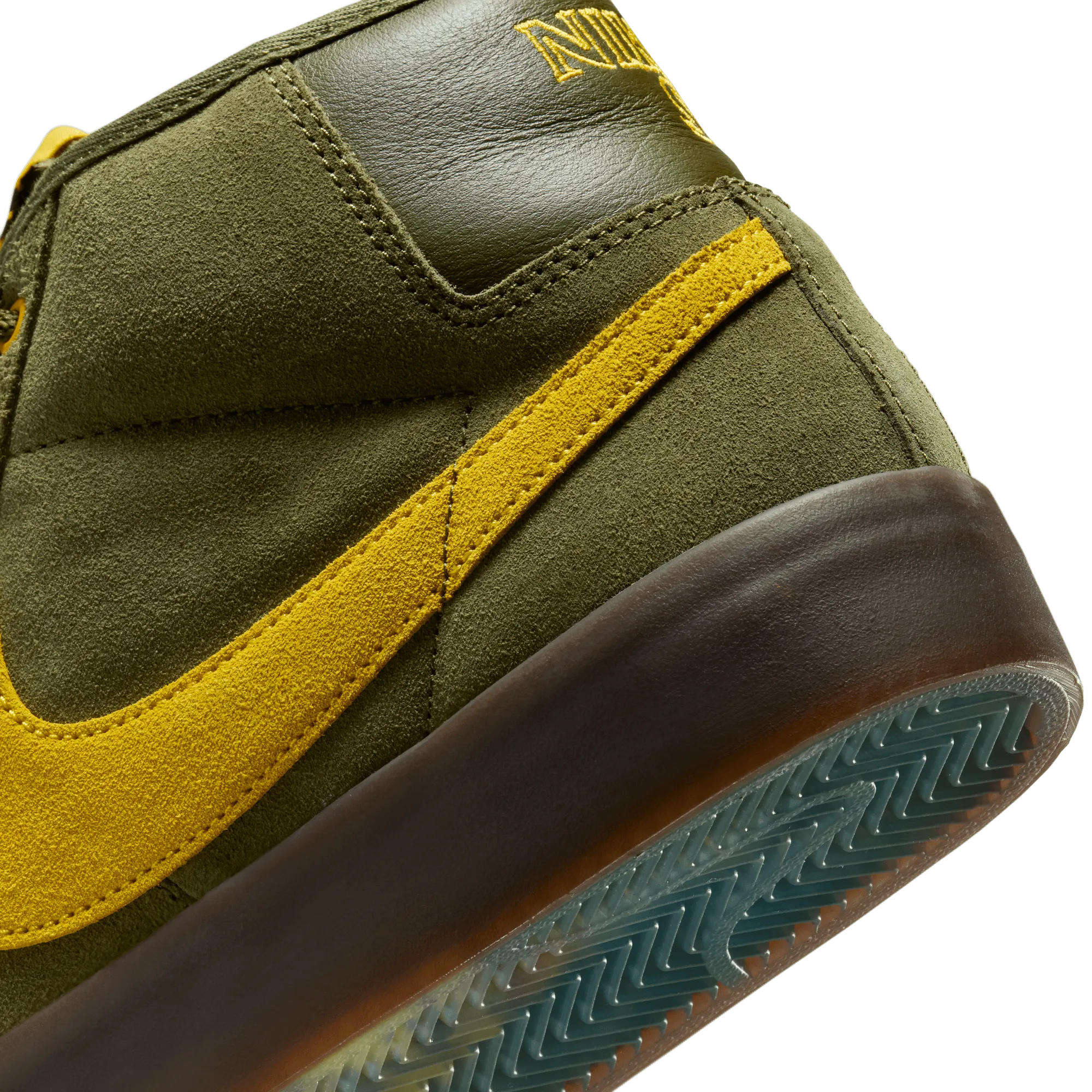 BLAZER MID ANTIHERO ROUGH GREEN / AMARILLO